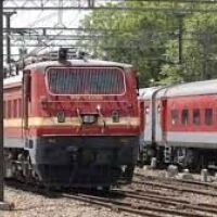 Additional coaches added in four pairs of express trains