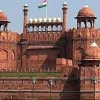 Red Fort shuts down temporarily for visitors amid farmers protest in Delhi 